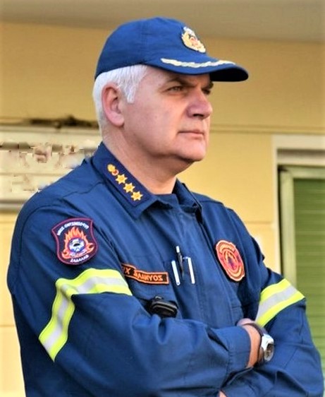 Τραυματίστηκε ο διοικητής της Πυροσβεστικής Κεφαλονιάς την ώρα της κατάσβεσης της πυρκαγιάς στην Αγία Ειρήνη