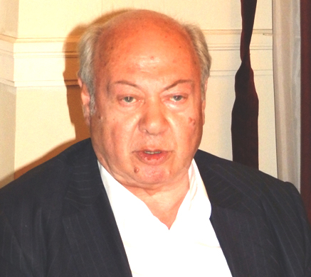 ΓΝΗΣΙΟΣ: Στόχος η αναβάθμιση των Λαϊκών Κατοικιών Αργοστολίου