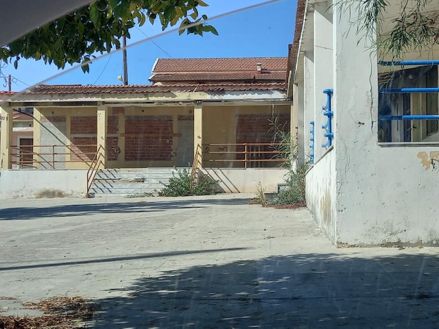 Ισχυρή Κεφαλονιά: Αποτελεί ντροπή για τον κ. Μιχαλάτο η σημερινή κατάσταση στις Λαϊκές Κατοικίες [εικόνες]