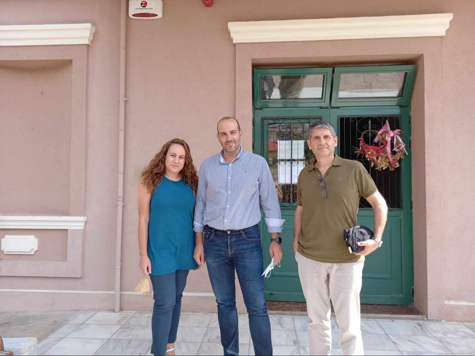Νησί: Επίσκεψη στο Δημοτικό Γηροκομείο