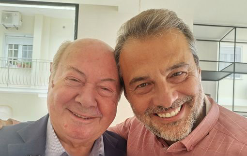 Ο Πολυχρόνης στο πλευρό του Αλ. Παρίση