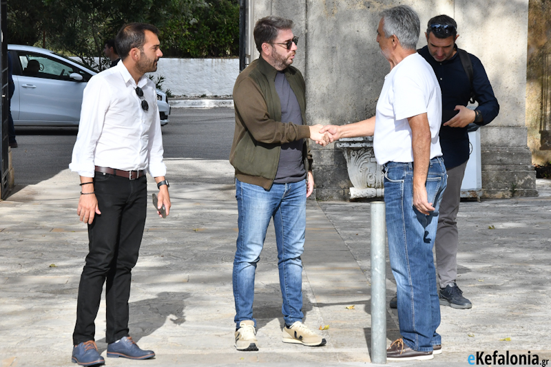 Στην Κεφαλονιά ο Νίκος Ανδρουλάκης -Προσκύνησε τον Άγιο Γεράσιμο, δοκίμασε Κεφαλονίτικα κρασιά [εικόνες]