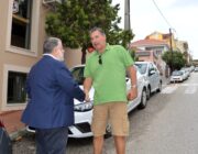ΘΕΟΦΙΛΟΣ ΜΙΧΑΛΑΤΟΣ: ΟΙ ΕΠΑΦΕΣ ΜΕ ΤΟΥΣ ΕΠΑΓΓΕΛΜΑΤΙΕΣ ΣΗΜΕΡΑ ΣΤΟ ΛΙΘΟΣΤΡΩΤΟ