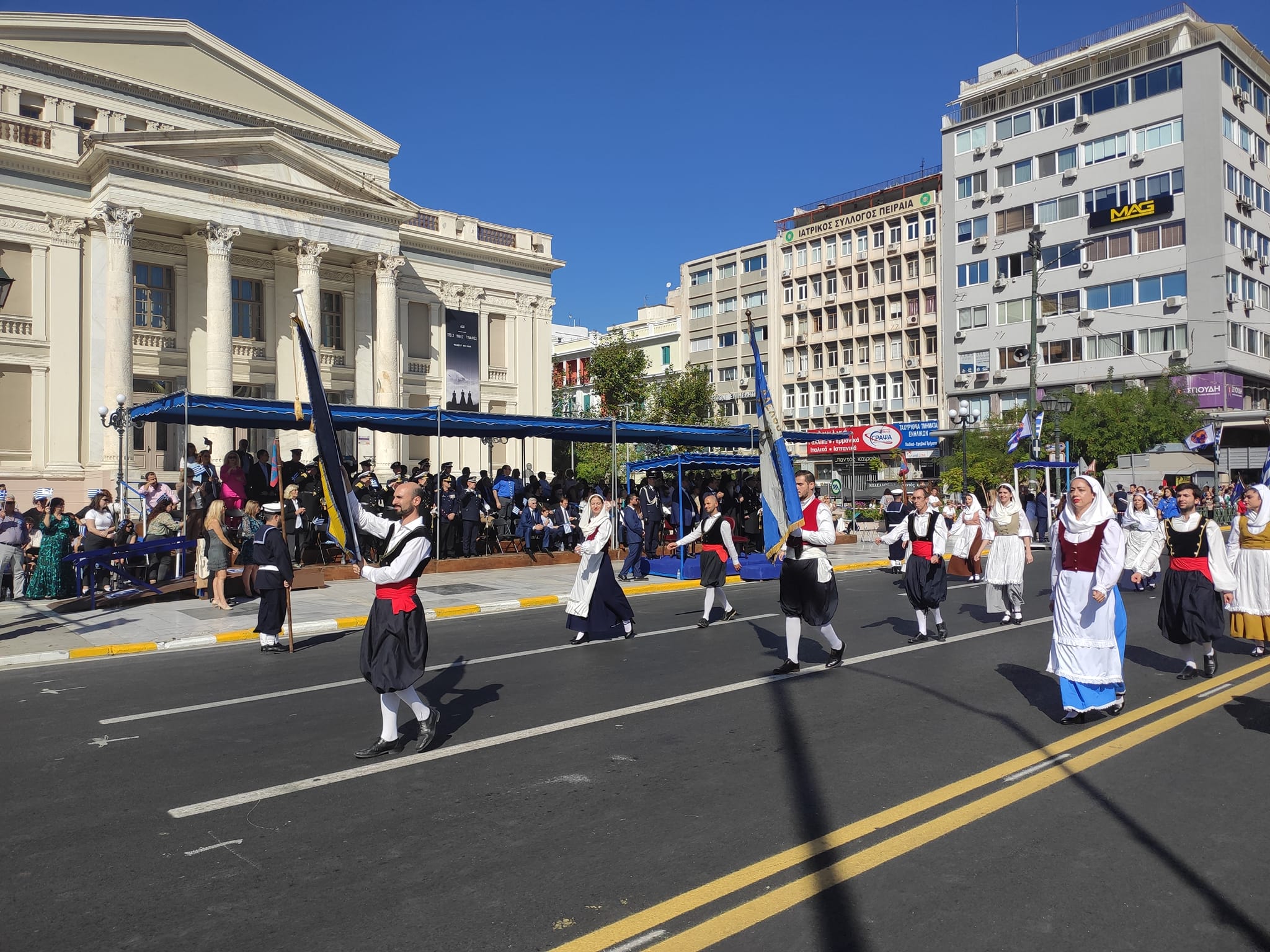 Αδελφότητα Πειραιά: Τιμώντας την Επέτειο του ΟΧΙ [εικόνες]
