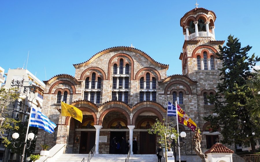 Γιορτάζουν τον Άγιο Γεράσιμο στον ιερό ναό Αγίου Νείλου Πειραιά