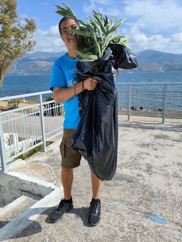 Πετυχημένη η Δενδροφύτευση από τα παιδιά του «ΥΠΕΡΙΩΝΑ» [εικόνες]
