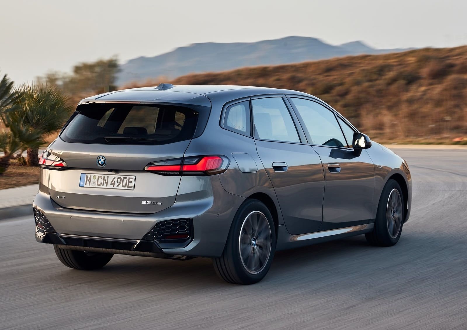 BMW 225e XDrive Active Tourer : Οικογενειακός “πύραυλος”
