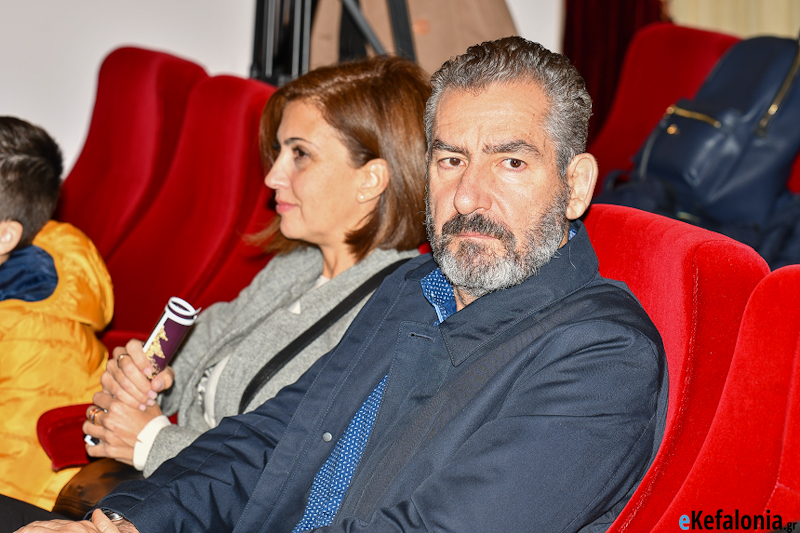 Χριστουγεννιάτικες μελωδίες από τη Φιλαρμονική Σχολή Κεφαλληνίας [εικόνες]