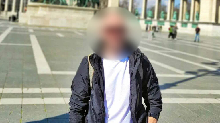 Πέθανε ο αστυνομικός Γιώργος Λυγγερίδης που χτυπήθηκε από ναυτική φωτοβολίδα στα επεισόδια στου Ρέντη