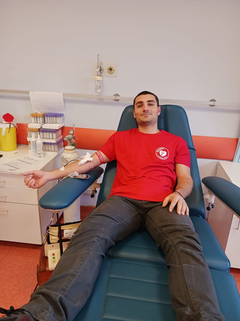 Ακόμη άλλοι δύο νέοι εθελοντές αιμοδότες ήλθαν στο σύλλογο μας ΦΩΚΑΤΑ [εικόνες]