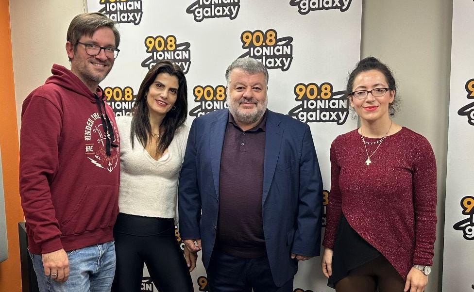 Ένας διαφορετικός Θεόφιλος στην πρώτη του ραδιοφωνική συνέντευξη για τη νέα χρονιά [ηχητικό]