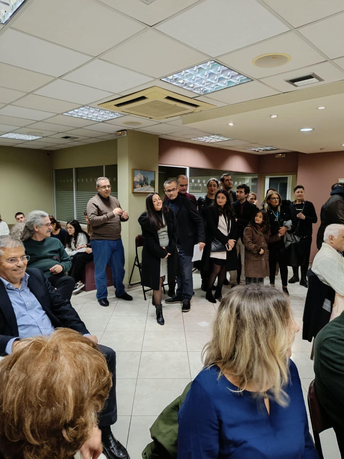 Σε εγκάρδιο κλίμα ο Σύλλογος Φαρσινών Πειραιά «ο Άγιος Χριστόφορος» έκοψε την Πίτα του [εικόνες]