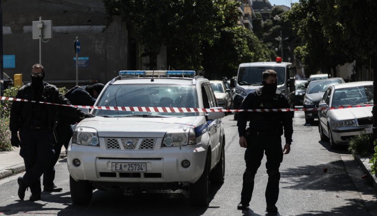 Αντιτρομοκρατική: Μεγάλη επιχείρηση στην Αττική και σε σωφρονιστικά καταστήματα της επαρχίας – Οκτώ προσαγωγές