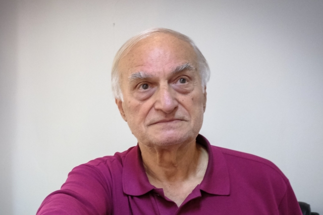 Μανώλης Μαυρομμάτης: Σε κρίσιμη κατάσταση μετά τη φωτιά στο διαμέρισμά του – Σε μηχανική υποστήριξη η σύζυγός του