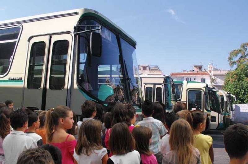Περιφέρεια: Αναρτήθηκε η 4η πρόσκληση σε διαγωνισμό για μεταφορά μαθητών