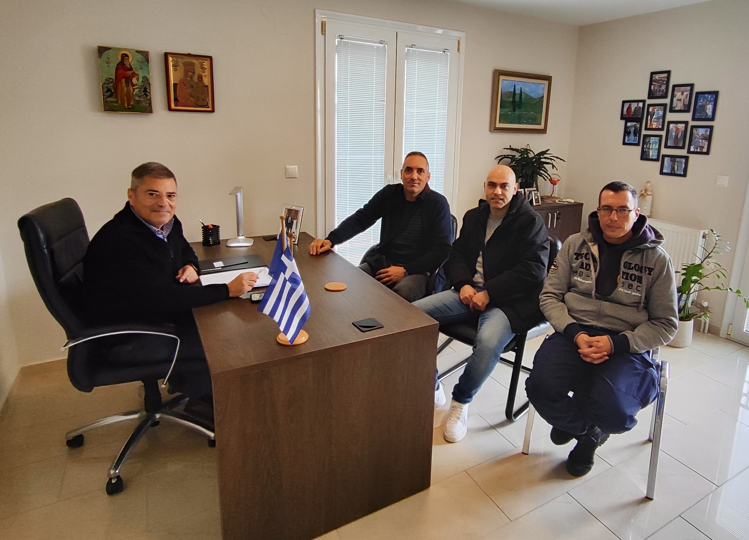 Σε καλό κλίμα η συνάντηση των Λιμενικών με τον βουλευτή Παν. Καππατο -Τι του ζήτησαν