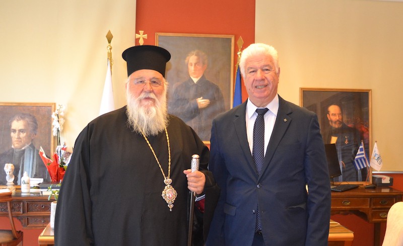 Συνάντηση του Περιφέρειάρχη Γ. Τρεπεκλή με τον Μητροπολίτη Κέρκυρας κ. Νεκτάριο