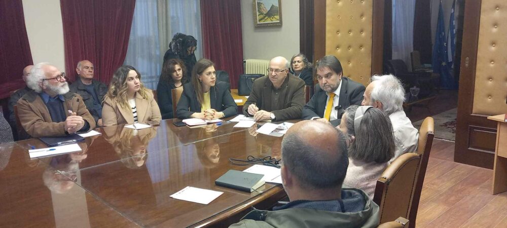 Σύσκεψη στην Αντιπεριφέρεια με αντιπροσώπους Επαγγελματικών Σωματείων