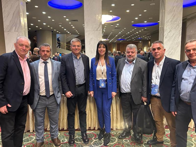 Μαζί στο Συνέδριο της ΚΕΔΕ ο Καππάτος με τους δημάρχους της Κεφαλονιάς και Ιθάκης [εικόνες]