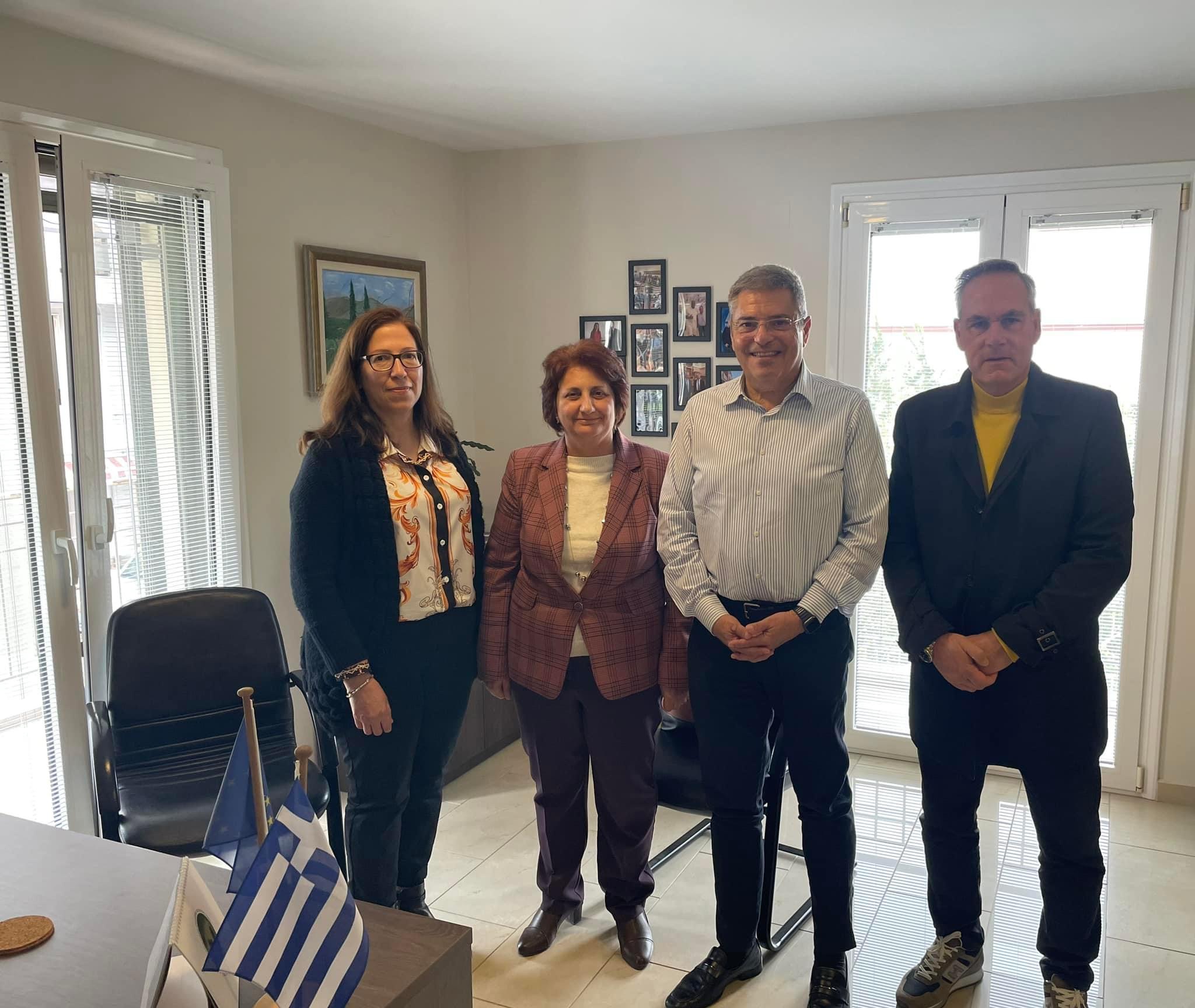 Παν. Καππάτος: Συνάντηση με τον Δ/ντη και το προσωπικό της Σχολής του Γενικού Νοσοκομείου Κεφαλονιάς