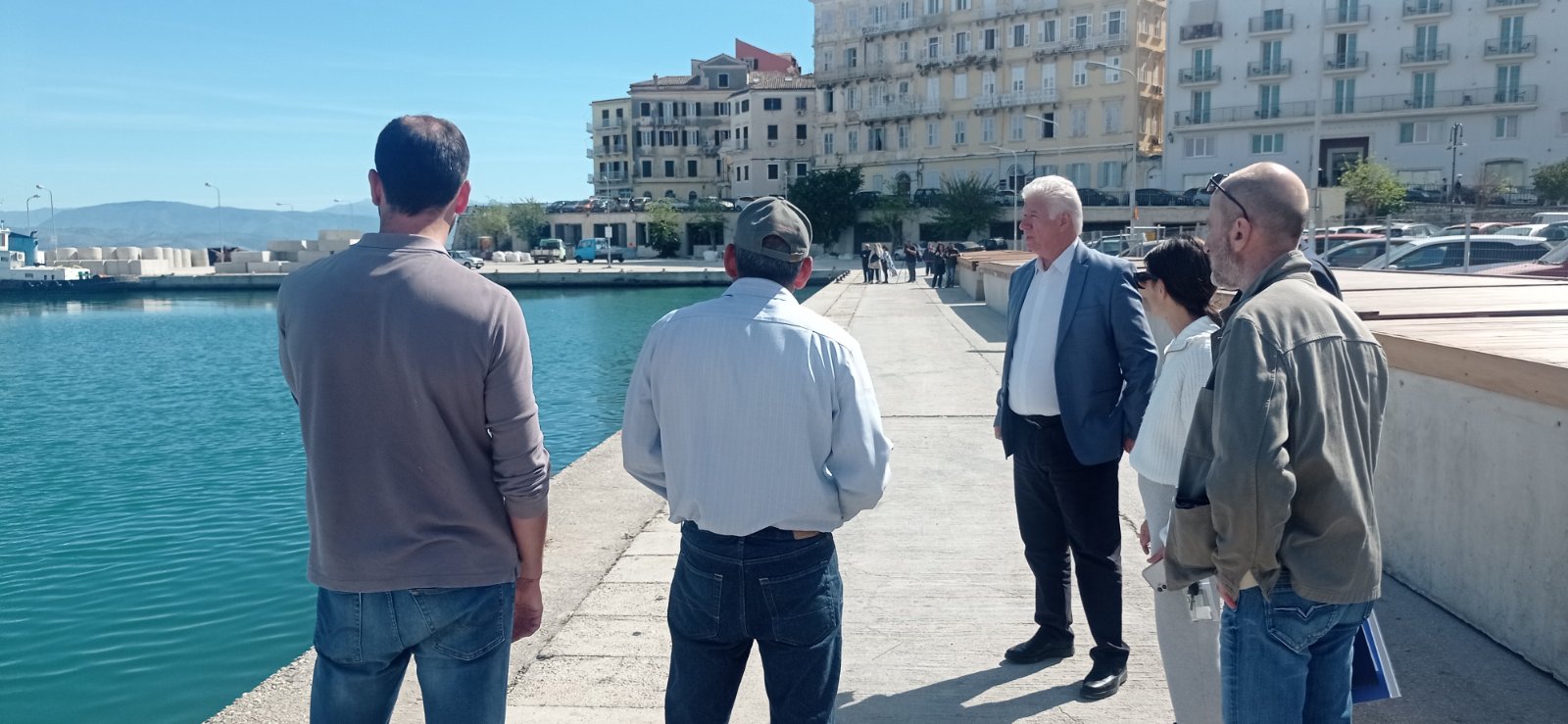Επιθεώρηση Τρεπεκλή στο εργοτάξιο του τουριστικού καταφυγίου στο «Καφέ Γυαλί» [εικόνες]