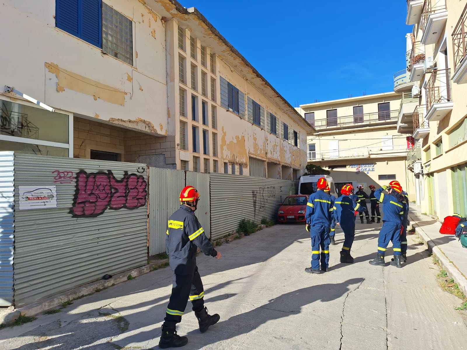 Μεγάλη άσκηση ετοιμότητας από την Πυροσβεστική στο Αργοστόλι [εικόνες +βίντεο]