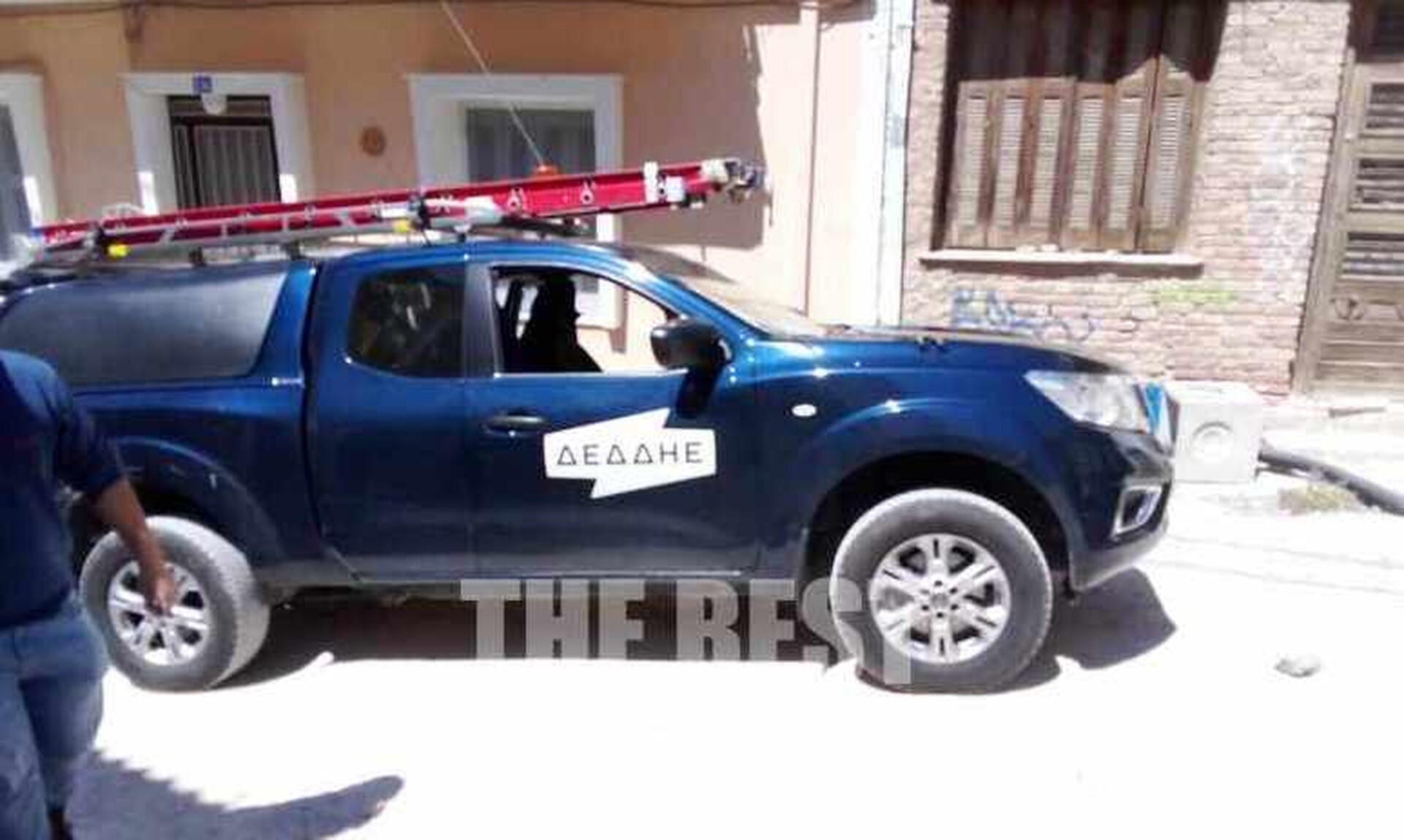 Πάτρα: Όχημα πάτησε καλώδιο υψηλής τάσεις και προκλήθηκε έκρηξη