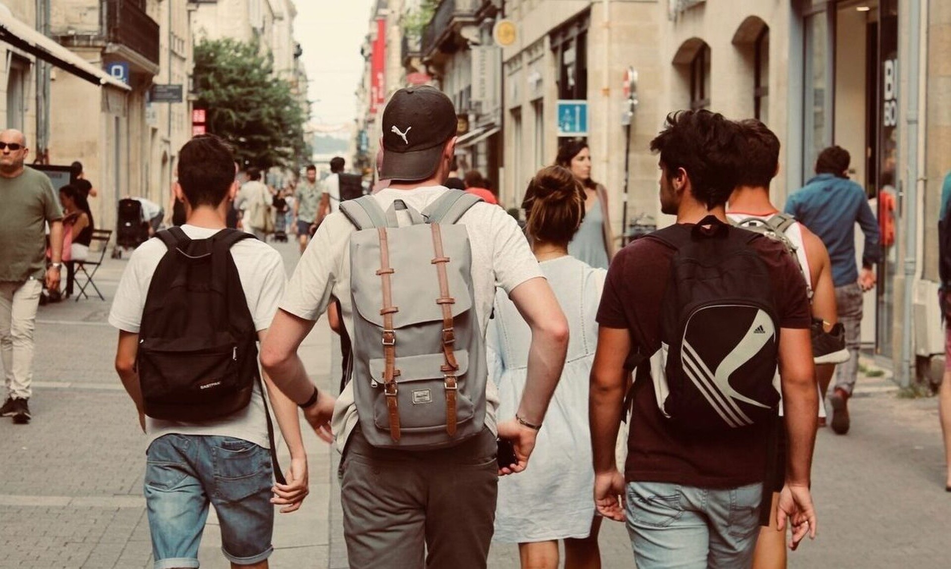 Youth Pass: Ανοίγει η πλατφόρμα για τις αιτήσεις -Οι δικαιούχοι και οι προϋποθέσεις