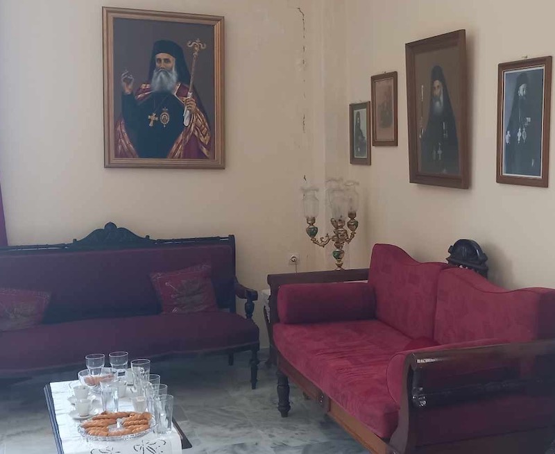 Τρικούβερτο γλέντι με γίδα βραστή και παραδοσιακά εδέσματα στα Θέματα [εικόνες]