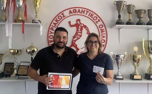 Η Κατερίνα πήρε το τάμπλετ του Παλληξουριακού