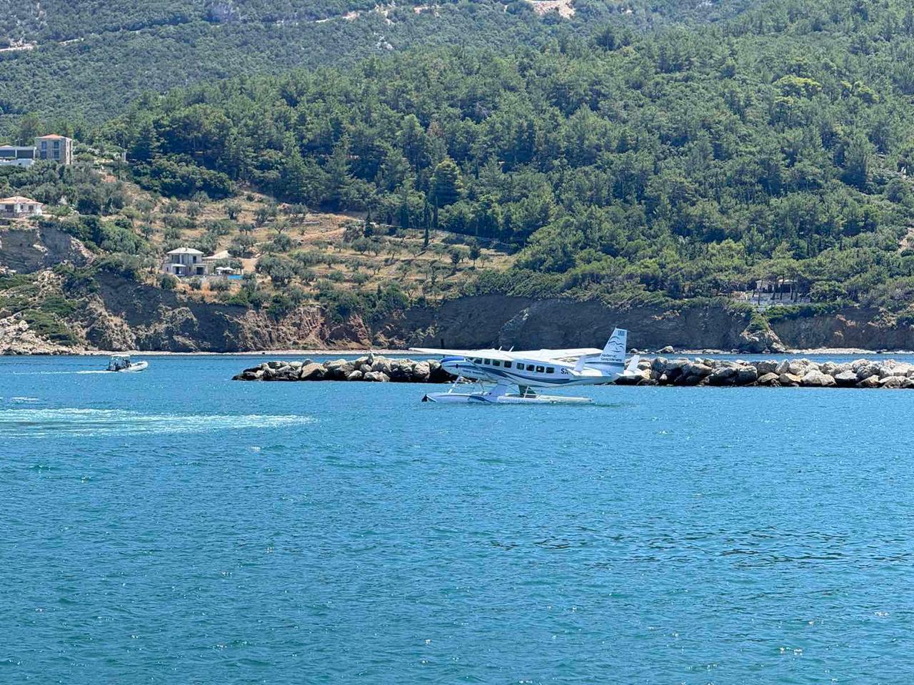 skopelos-seaplane-protes-ptiseis-aigaio-hellenic-seaplanes