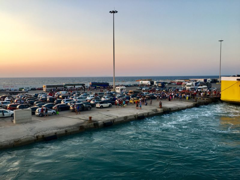 Κυλλήνη: Τράκτορας παρέσυρε ναύτη πριν τον απόπλου προς Κεφαλονιά