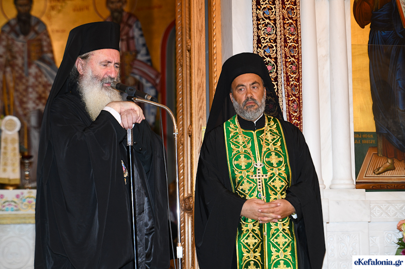 Οι Άγιοι Φανέντες ως Δώρημα Φωτός  Ένα βιβλίο κόσμημα στην βιβλιοθήκη μας