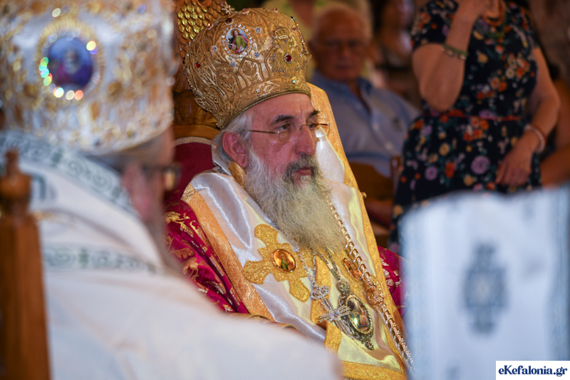 Όλη η Κεφαλονιά γιορτάζει το Άγιό της -Πλήθος κόσμου στην ιερά Λιτάνευση του Αγίου Γεράσιμου στα Ομαλά [εικόνες +βίντεο]