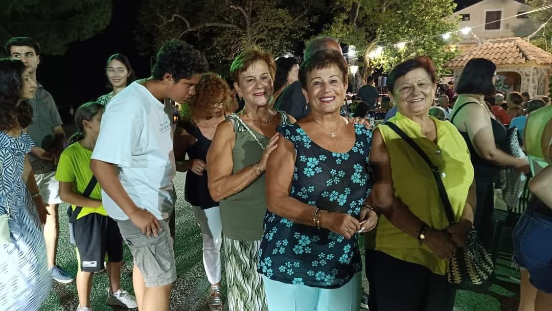 “Βούλιαξε” η βρύση Τζαννάτων στη γιορτή Κρεατόπιτας με τον Άγγελο Ανδρεάτο και την Κλειώ Βλαχούλη! [εικόνες]