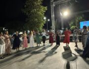 “Γράφουμε ιστορία, αλλάζουμε τον κόσμο… Το μέλλον μας είναι ο σοσιαλισμός!”