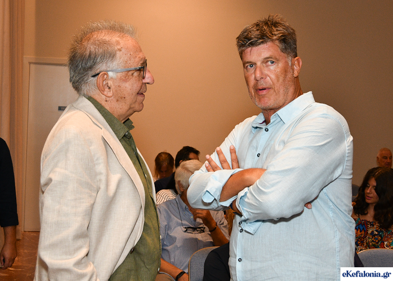 Σπουδαία κίνηση: Το Ίδρυμα Βεργωτή βράβευσε τους διακριθέντες στις Πανελλαδικές εξετάσεις μαθητές [εικόνες]