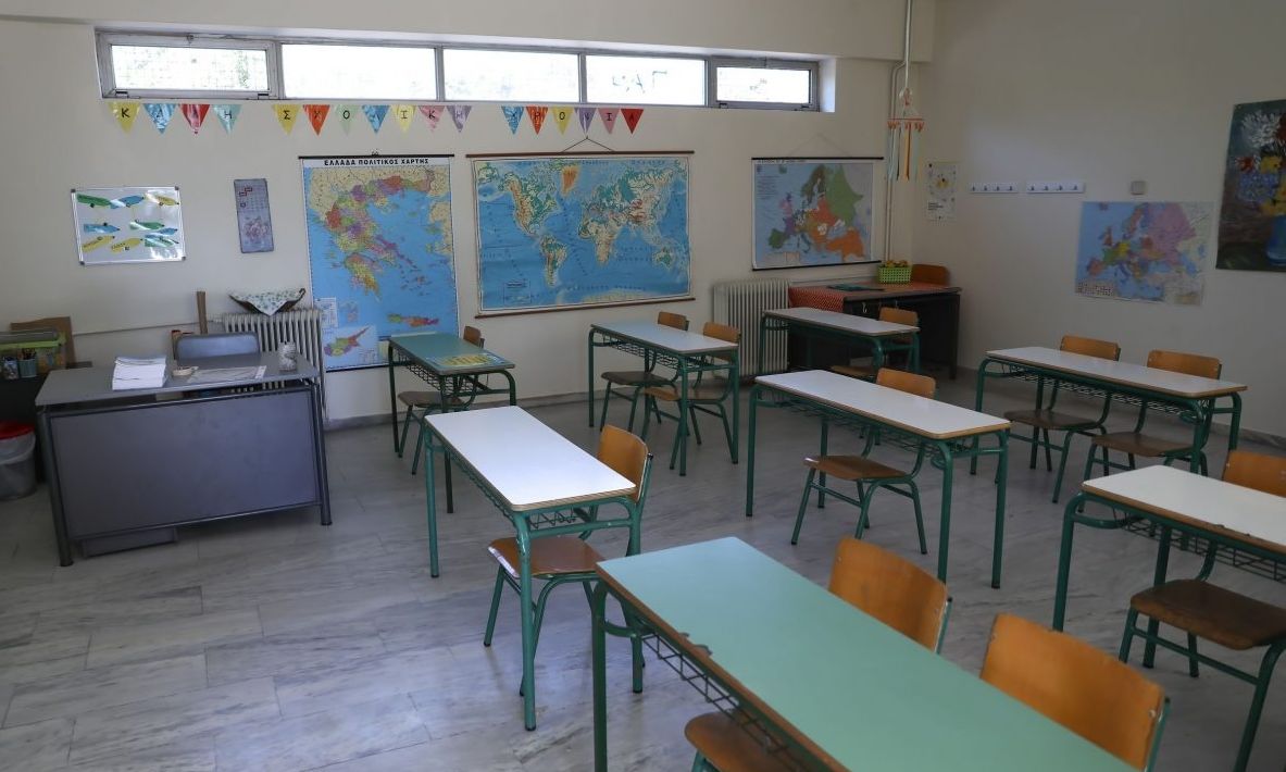 Σχολεία: Γιορτή 28ης Οκτωβρίου -Απουσίες για όσους δεν παραβρεθούν
