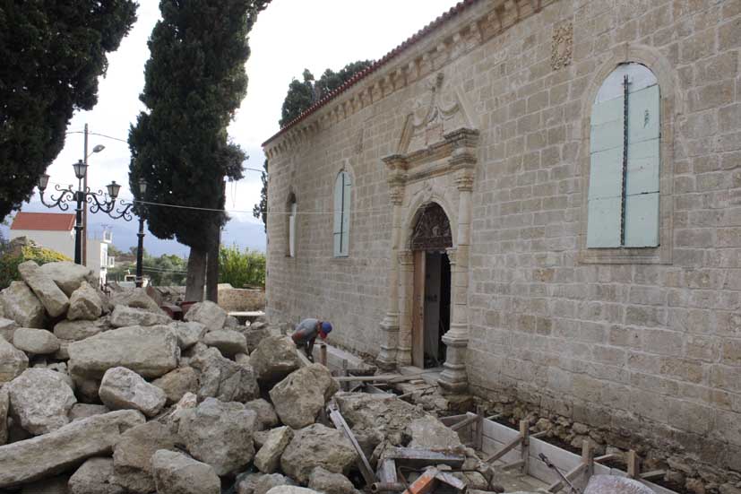 Σωστικές εργασίες αποκατάστασης στην Αγία Μαρίνα Σουλλάρων