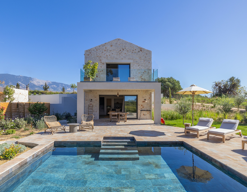 Το ξενοδοχείο Eliamos Villas Hotel & Spa εξυψώνει την κεφαλονιά στα Condé Nast Traveler 2024 Readers’ Choice Awards
