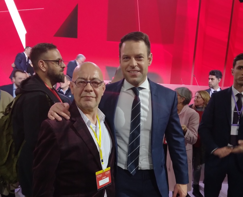 Άλλος ένας KASELISTAS στο συνέδριο του ΣΥΡΙΖΑ από την Κεφαλονιά -Το ευχαριστώ του Γιώργου Κιούρτση