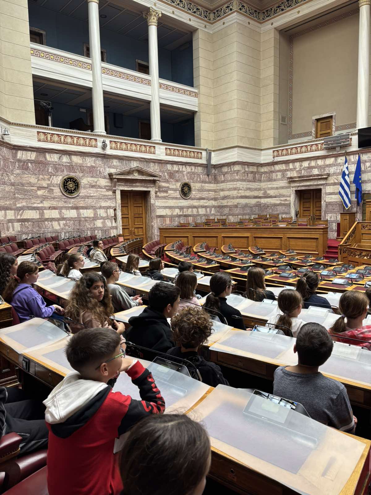 Παναγής Καππάτος: Υποδοχή στη Βουλή των Ελλήνων των δημοτικών σχολείων Μεσοβουνίων, Πόρου και Σάμης [εικόνες]