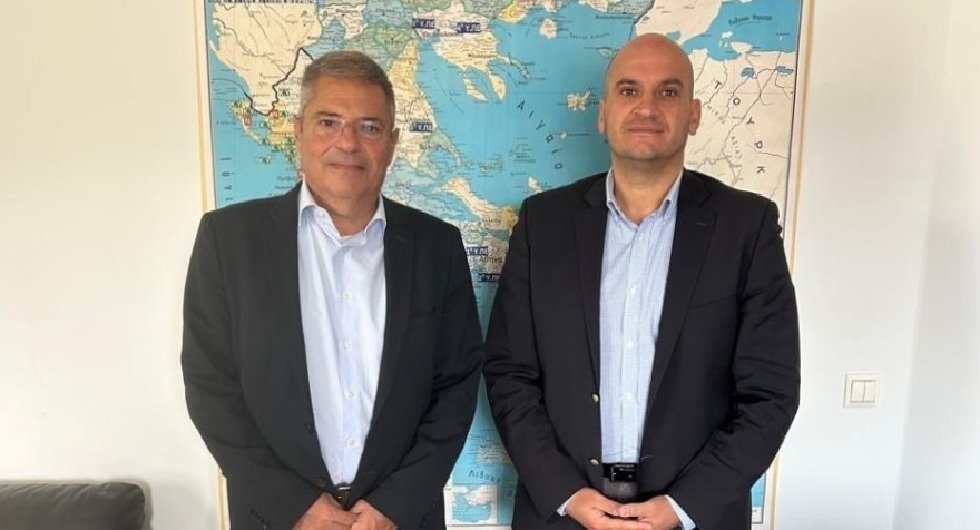 Συνάντηση του βουλευτή με το νέο Διοικητή της 6ης Υ.ΠΕ κ. Ηλ. Θεοδωρόπουλο στην Πάτρα