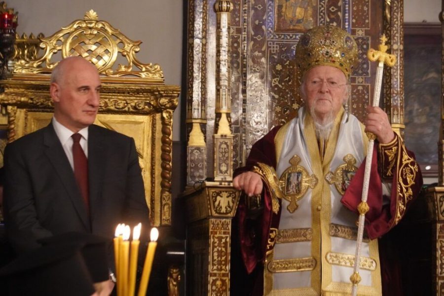 Με μοναχικούς Έλληνες της Κωνσταντινούπολης γιόρτασε ο Οικουμενικός Πατριάρχης τα Χριστούγεννα [εικόνες]
