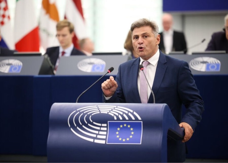Ο Φαραντούρης ζητά ένταξη Σερβίας και Μαυροβουνίου στην Ευρωπαϊκή Ένωση [βίντεο]