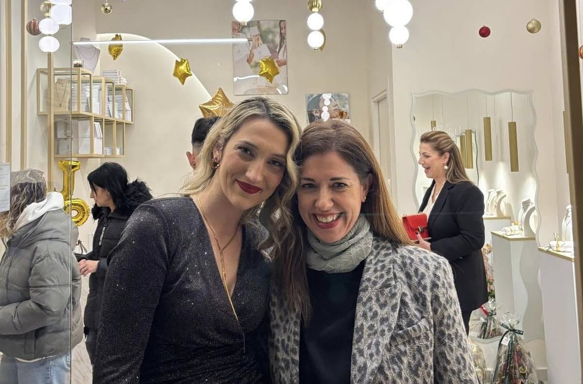 Στα εγκαίνια του νέου καταστήματος JP Jewellery η Ελένη Παπαναστασάτου [εικόνες]