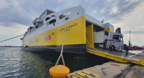 Στην Κυλλήνη το υπερπολυτελές Smyrna Di Levante: Επόμενοι σταθμοί Ζάκυνθος και Κεφαλονιά