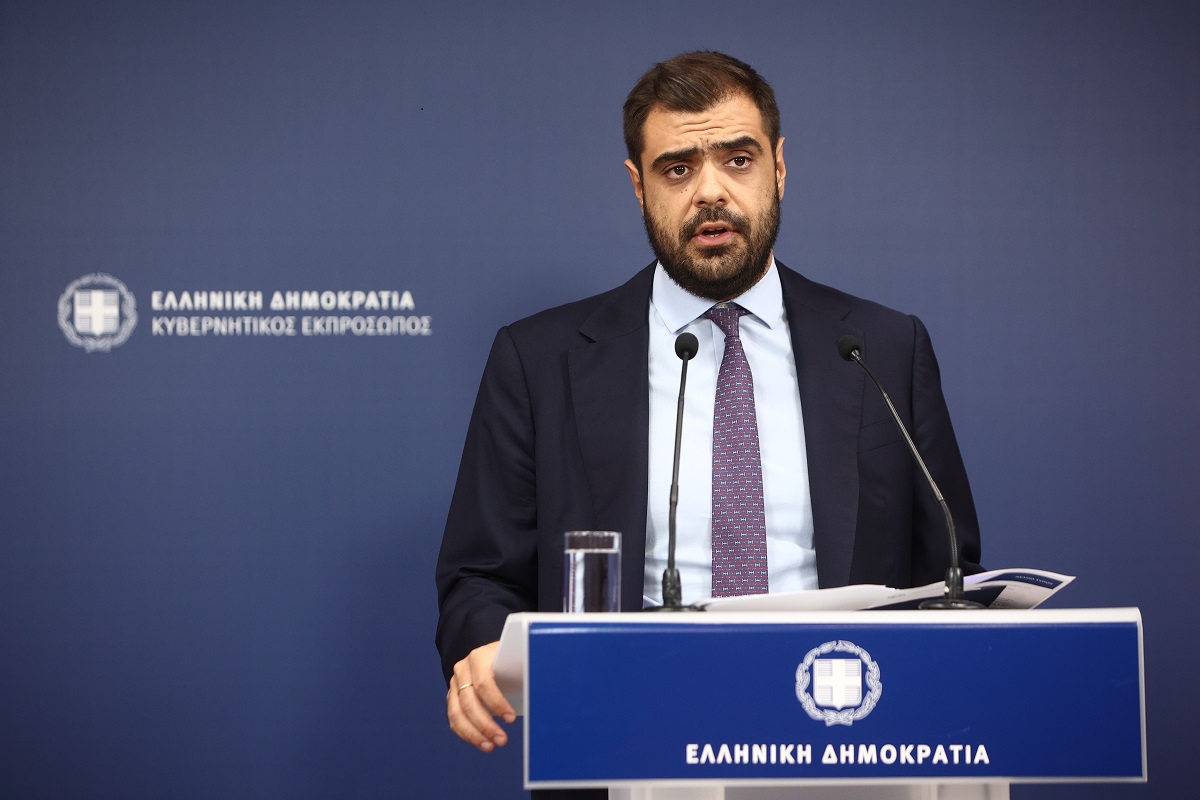 Απάντηση Μαρινάκη στο ΠΑΣΟΚ: «Ζητάει εκλογές για ένα τραγικό δυστύχημα που έχουμε ακόμα διερεύνηση» – «Πολιτική εργαλειοποίηση της τραγωδίας»