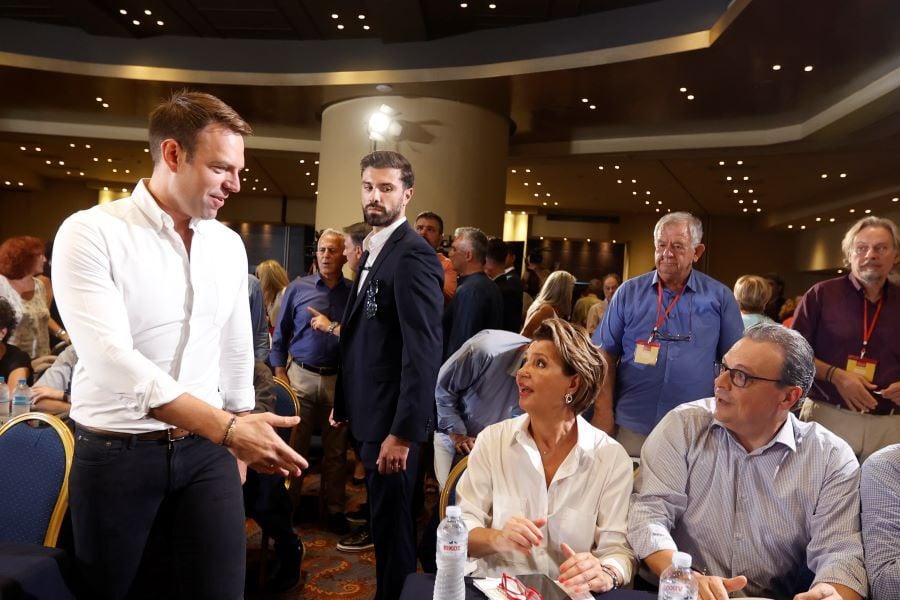 kasselakis gerobasili famellos d46ba