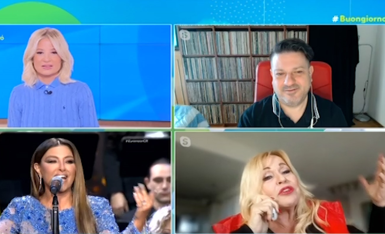 Φαίη Σκορδά – Αμηχανία με την Μπέσσυ Αργυράκη στον αέρα: «Λες να το κλείσουμε για να βγεις σε άλλη εκπομπή τώρα;»